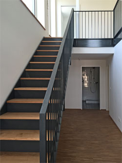 Lichtdecke im Seitenschiff